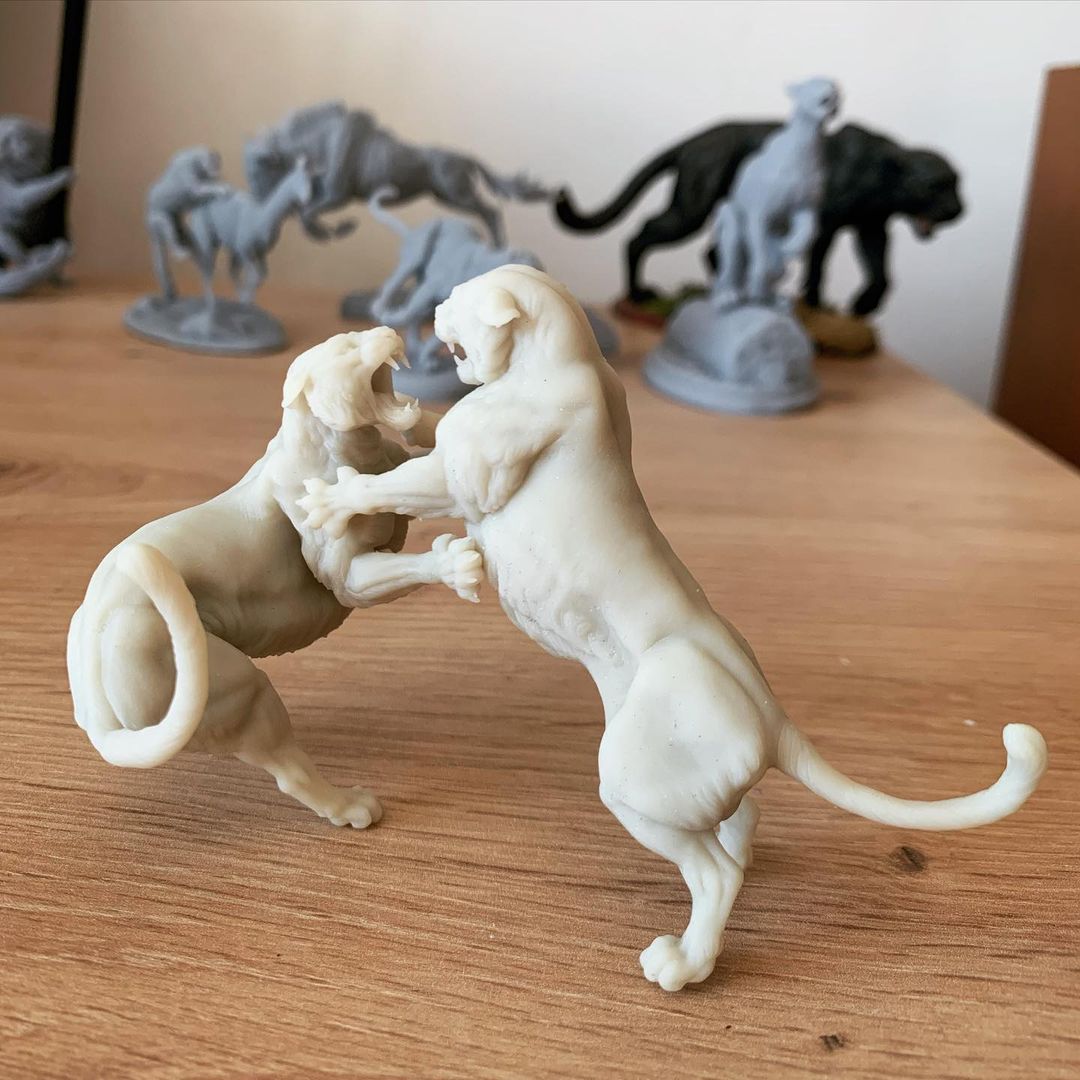 Bengal Tiger Fight - Animal Den Miniatures