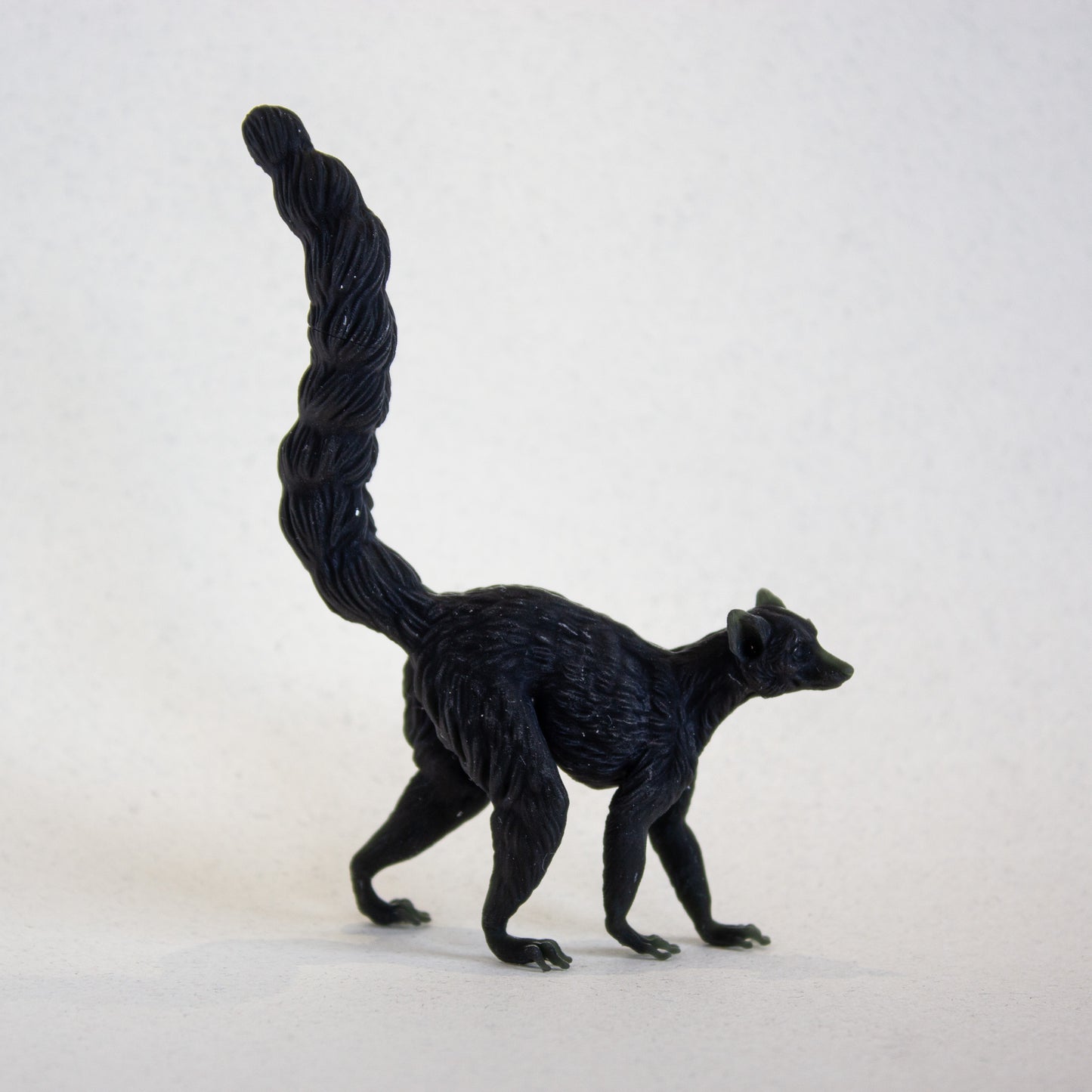 Ring-Tailed Lemur - Animal Den Miniatures