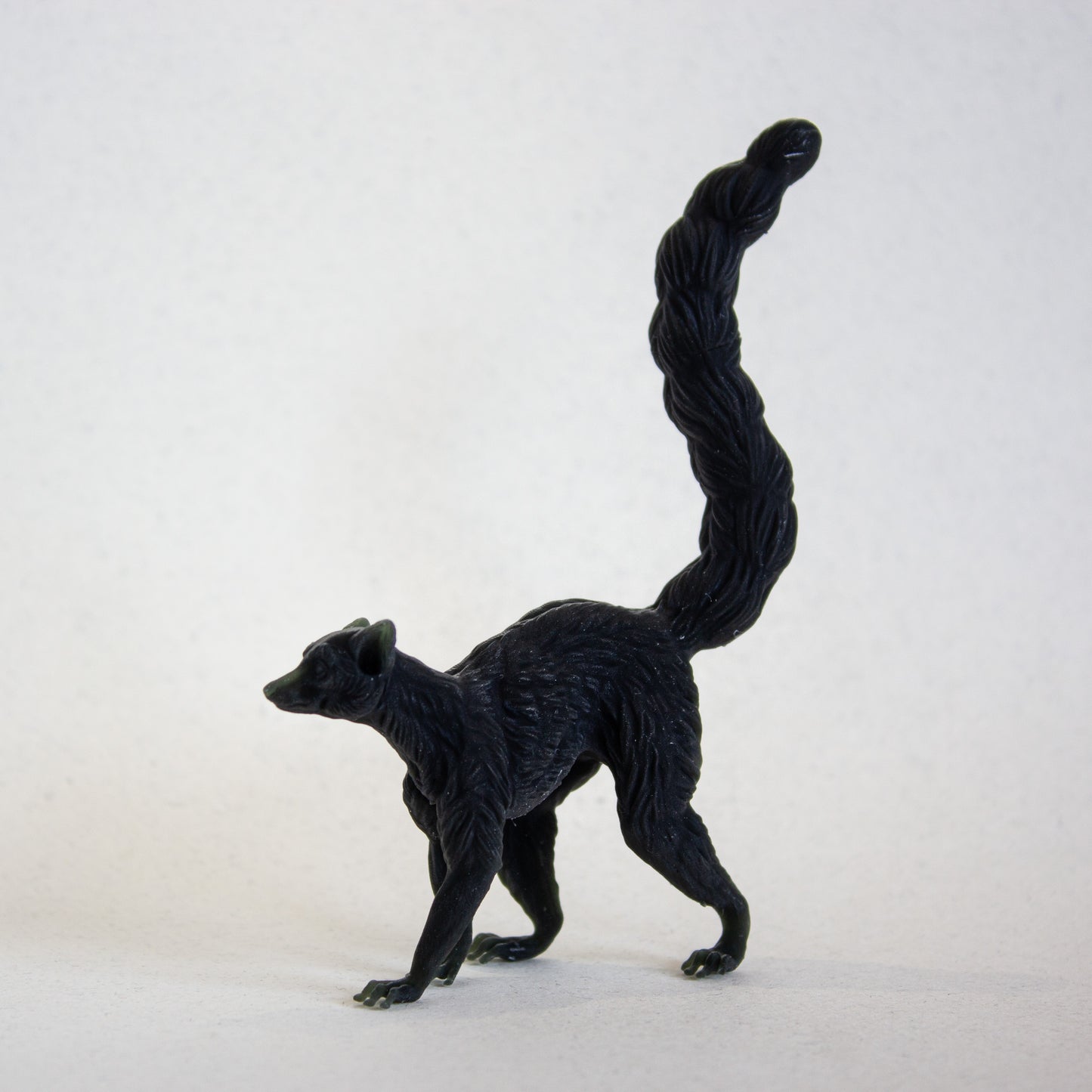 Ring-Tailed Lemur - Animal Den Miniatures