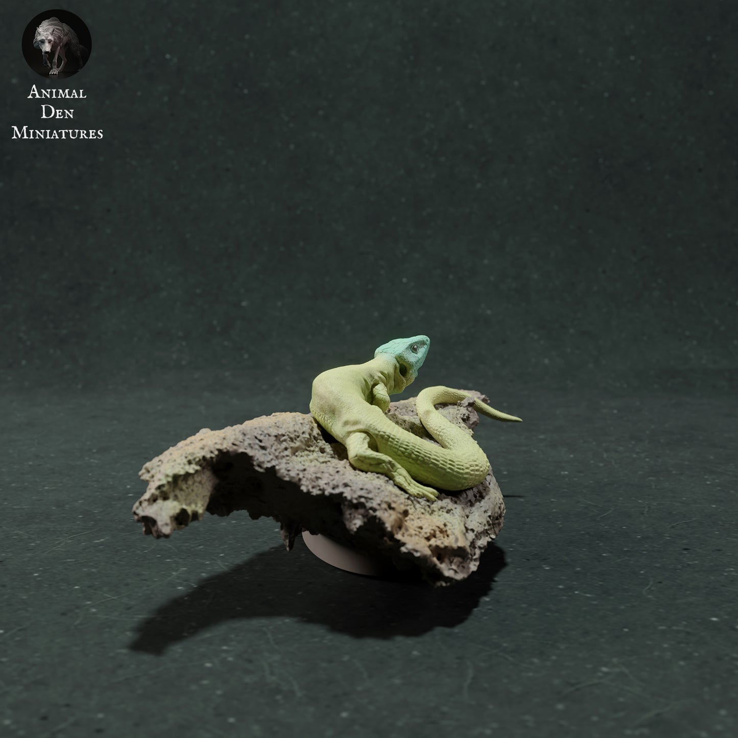 European Green Lizard - Animal Den Miniatures