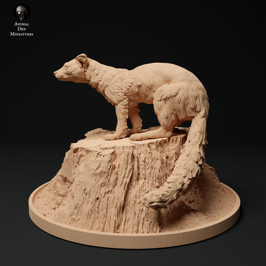 Pine Marten on a Stump - Animal Den Miniatures