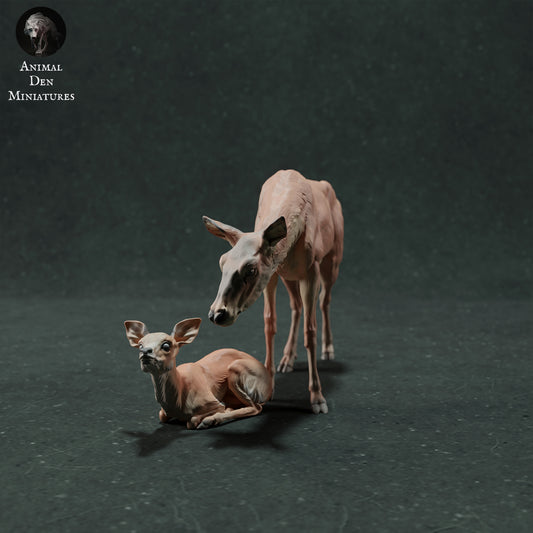 Red Deer Hind and Fawn - Animal Den Miniatures