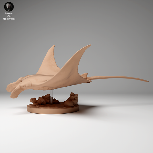 Reef Manta Ray - Animal Den Miniatures