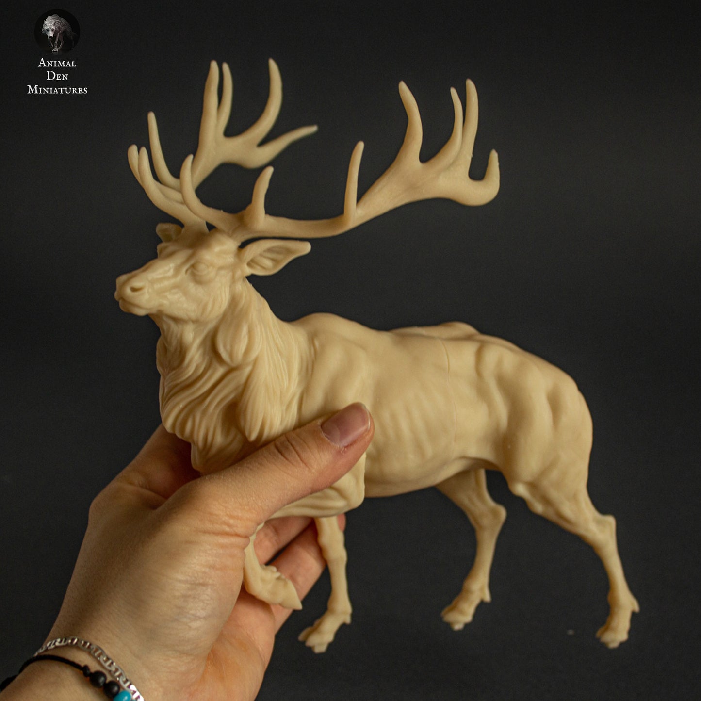 Elk - Animal Den Miniatures