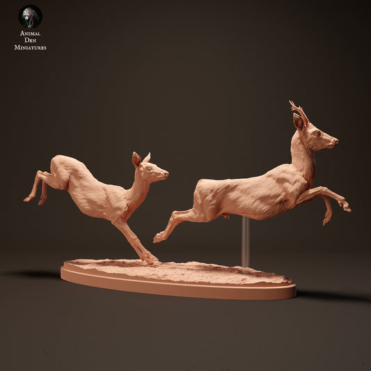 Roe Deer Running - Animal Den Miniatures