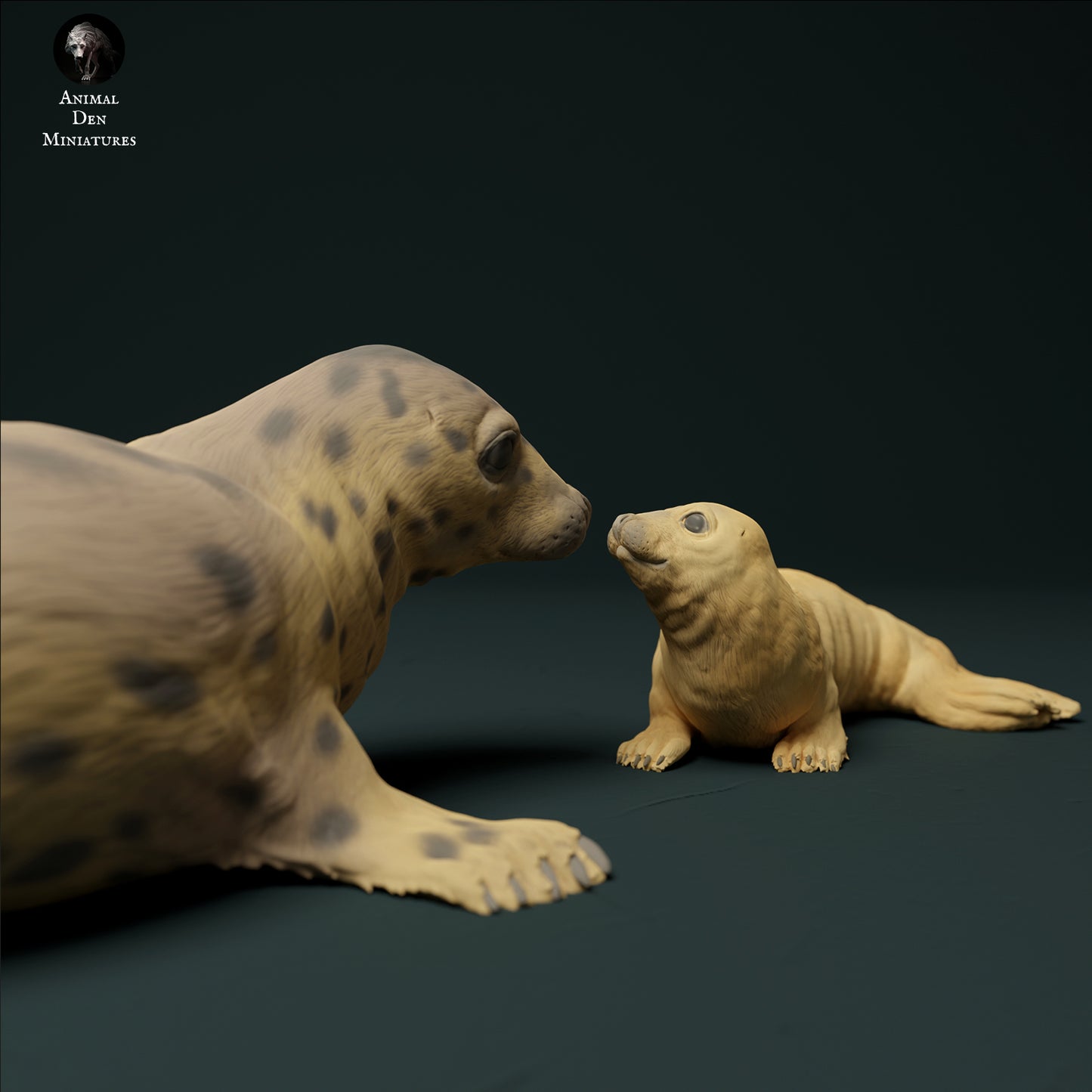 Grey Seal Female and Pup - Animal Den Miniatures