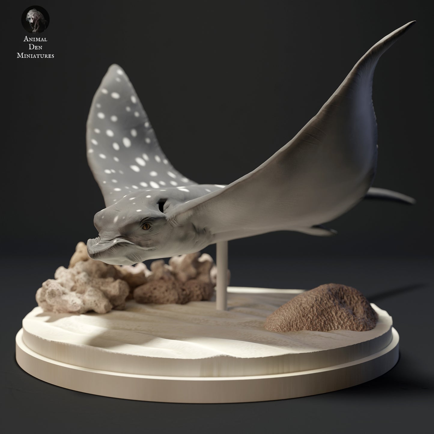 Spotted Eagle Ray - Animal Den Miniatures