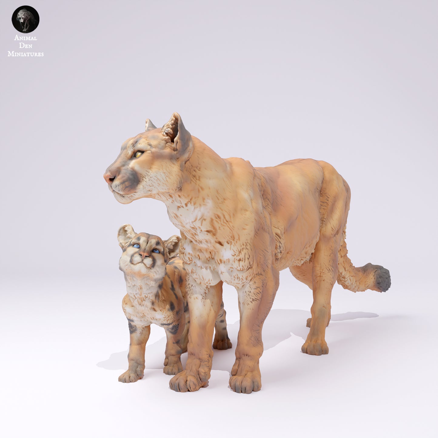 Mountain Lion and Cub - Animal Den Miniatures