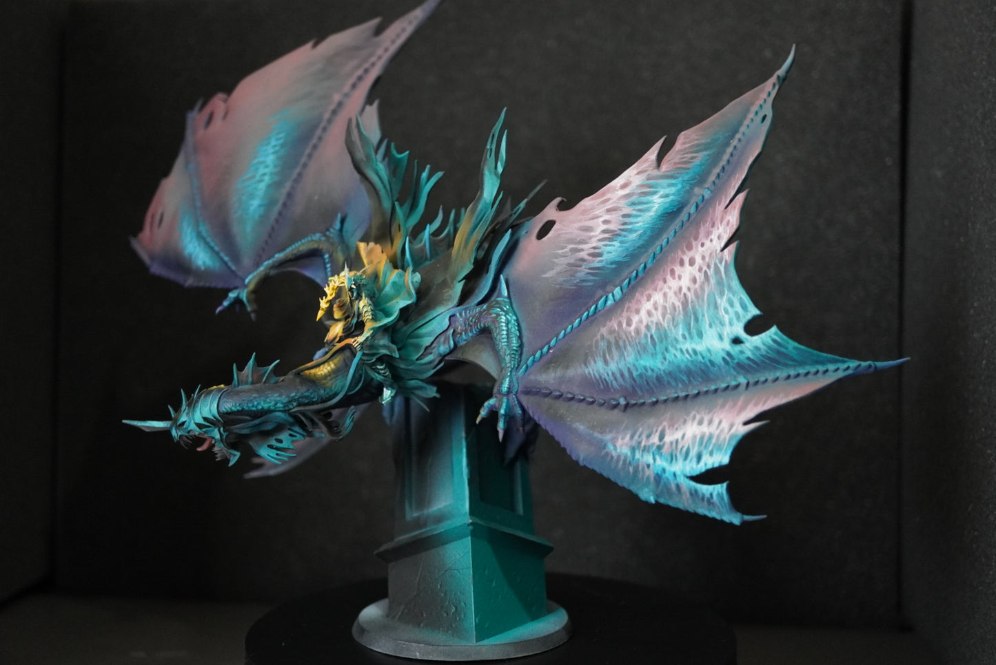 The Spectrum King on Wyvern - Navarrete Studio