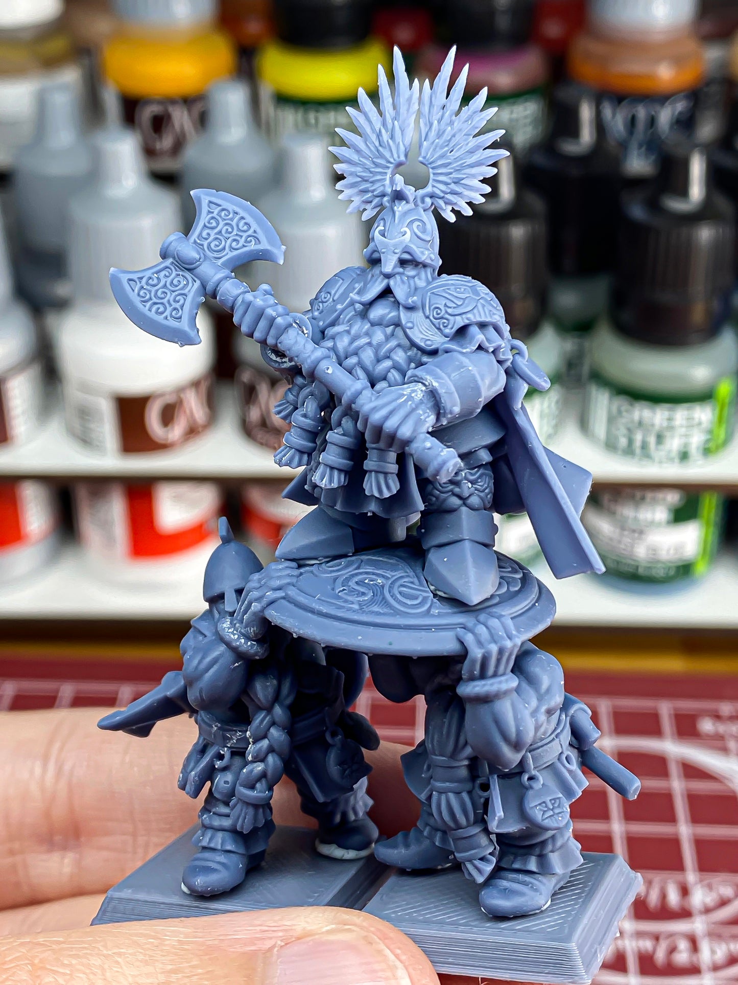 King Ulric of Thrym-Heim (Dwarf King on Shield) - Highlands Miniatures