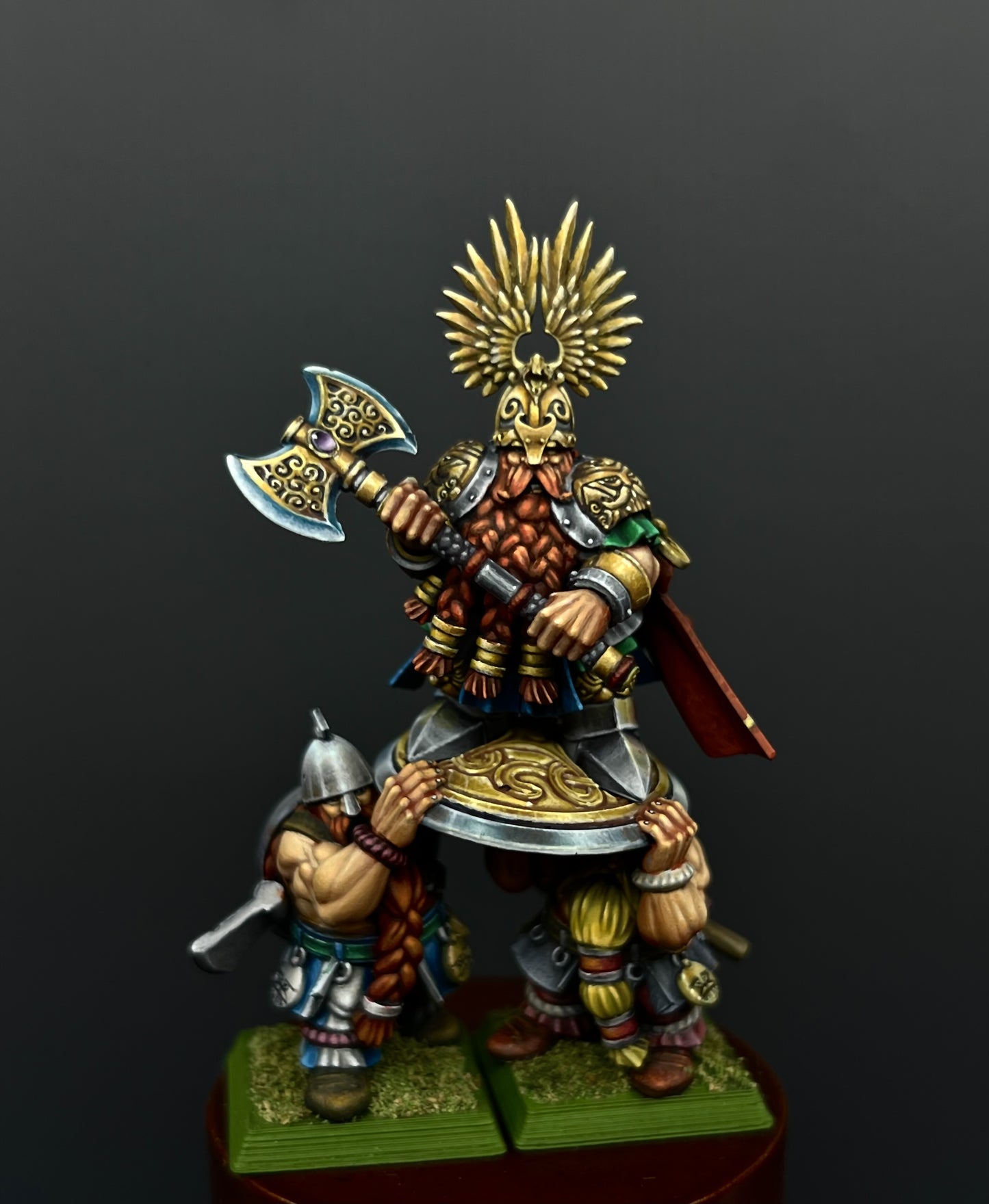 King Ulric of Thrym-Heim (Dwarf King on Shield) - Highlands Miniatures