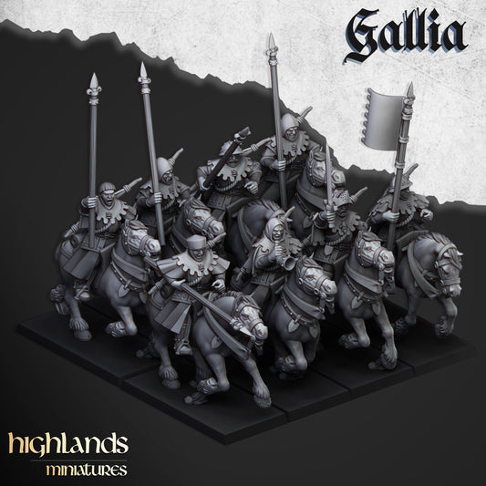 Mounted Men at Arms - Highlands Miniatures