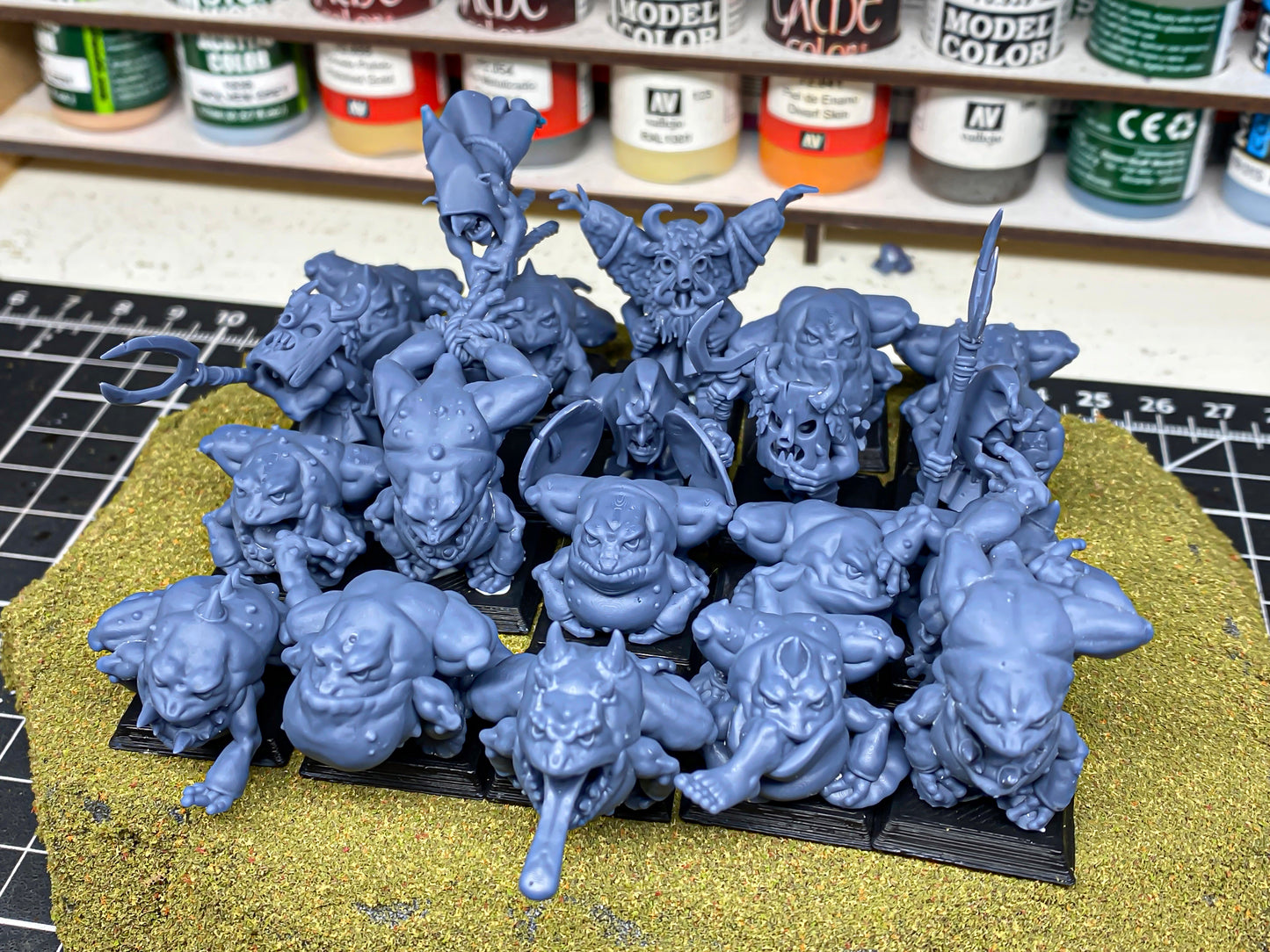 Swamp Goblins Herd - Highlands Miniatures